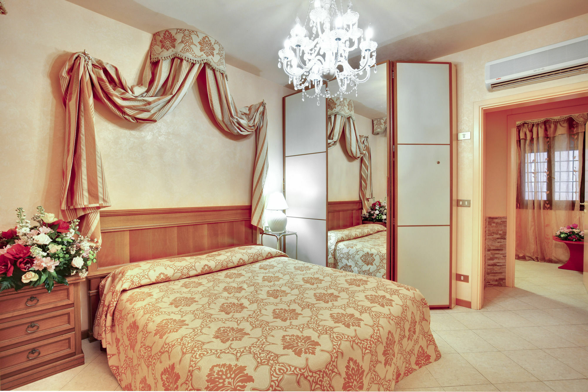 Locanda Antico Fiore Hotel Венеция Екстериор снимка